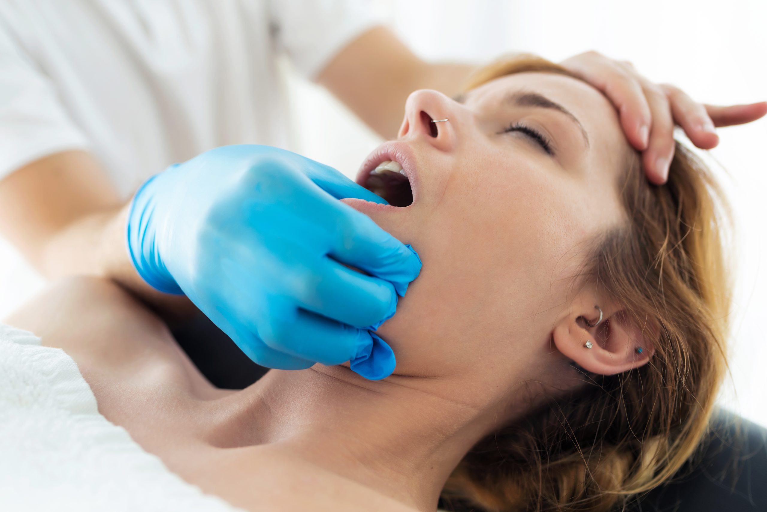 Sesión de Kinesiología maxilofacial